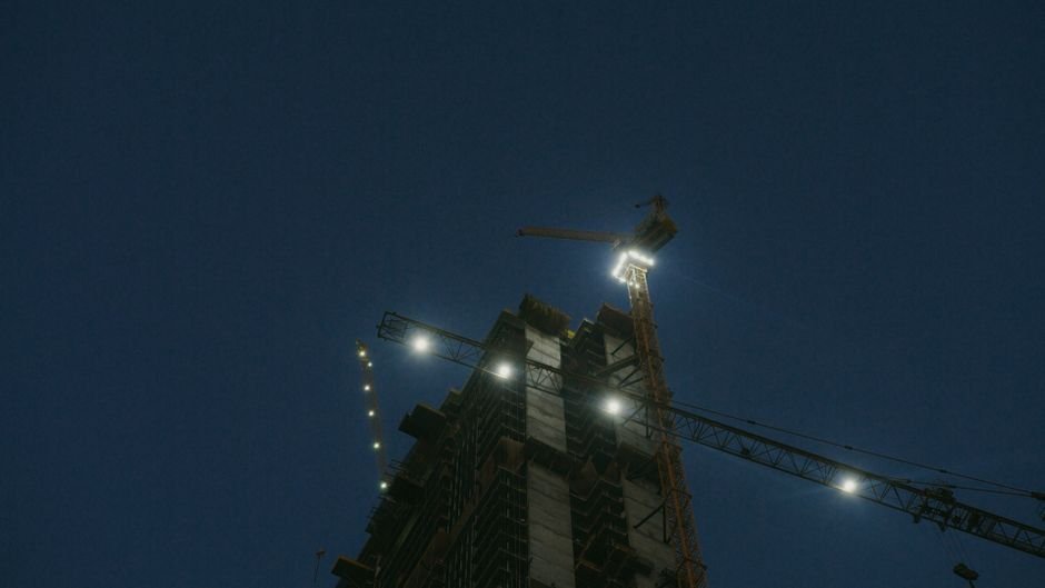 Chinatown Residents Sue Over Late-Night Jail Construction
